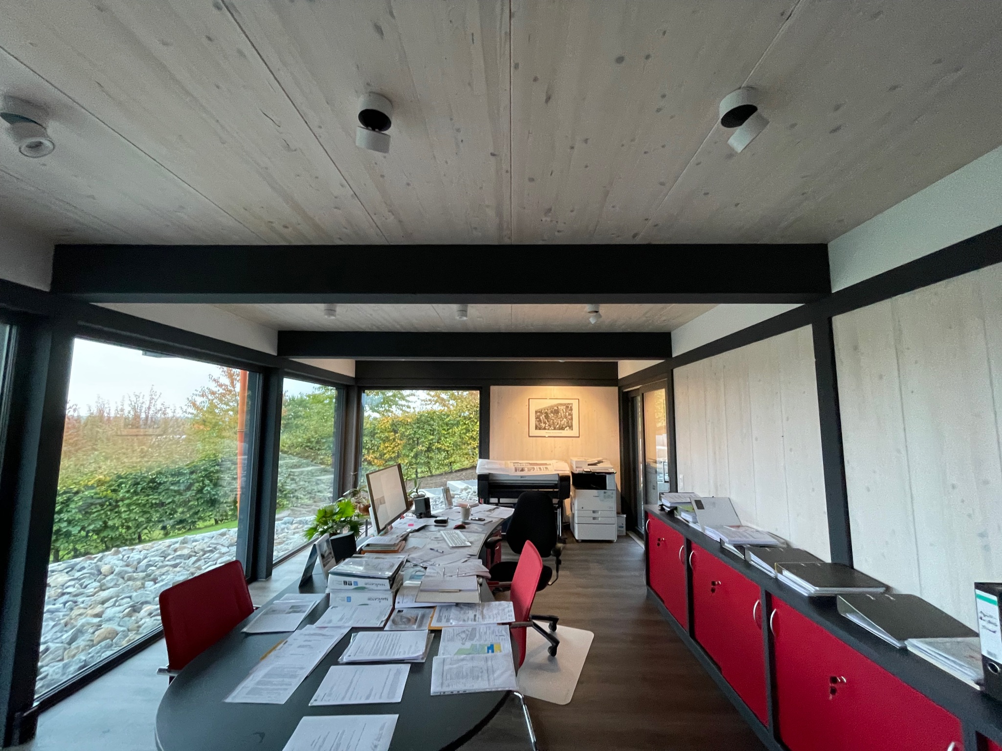 Bureaux construit en éléments de bois Massif HBE par COMABOIS.